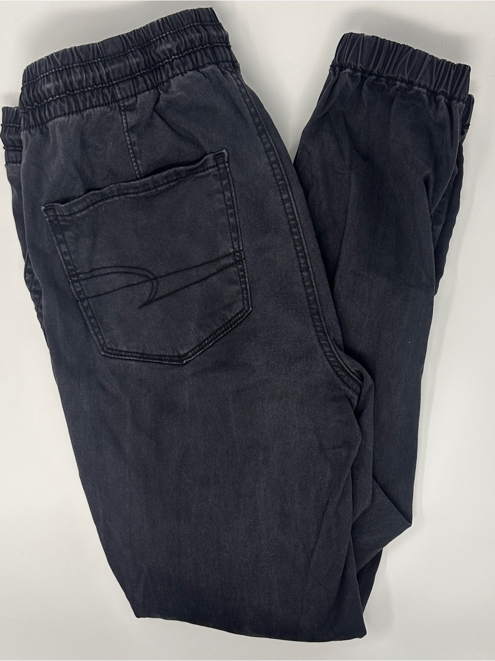 AE Next Level High-Waisted
Jegging Jogger Charcoal Black 4 Short